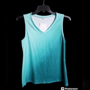 Green sleevless top size med